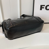 Borsa a tracolla da donna in pelle con zip