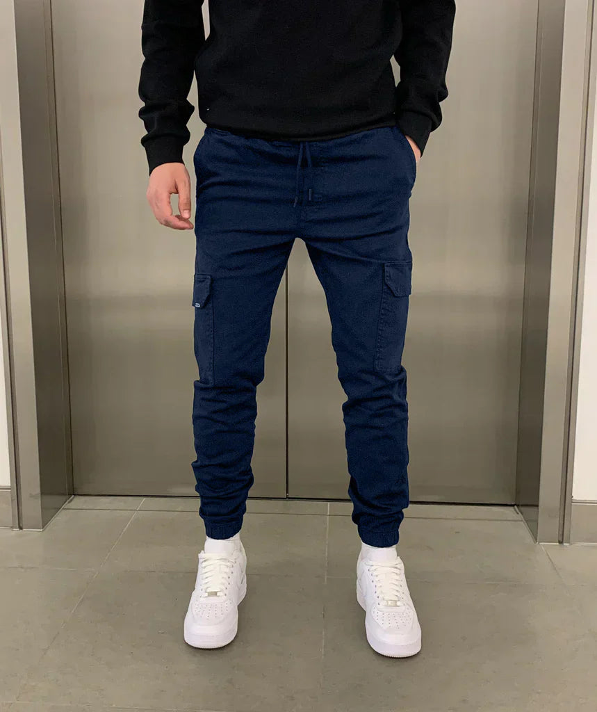 Pantalon cargo pour homme avec poches et jambes fuselées