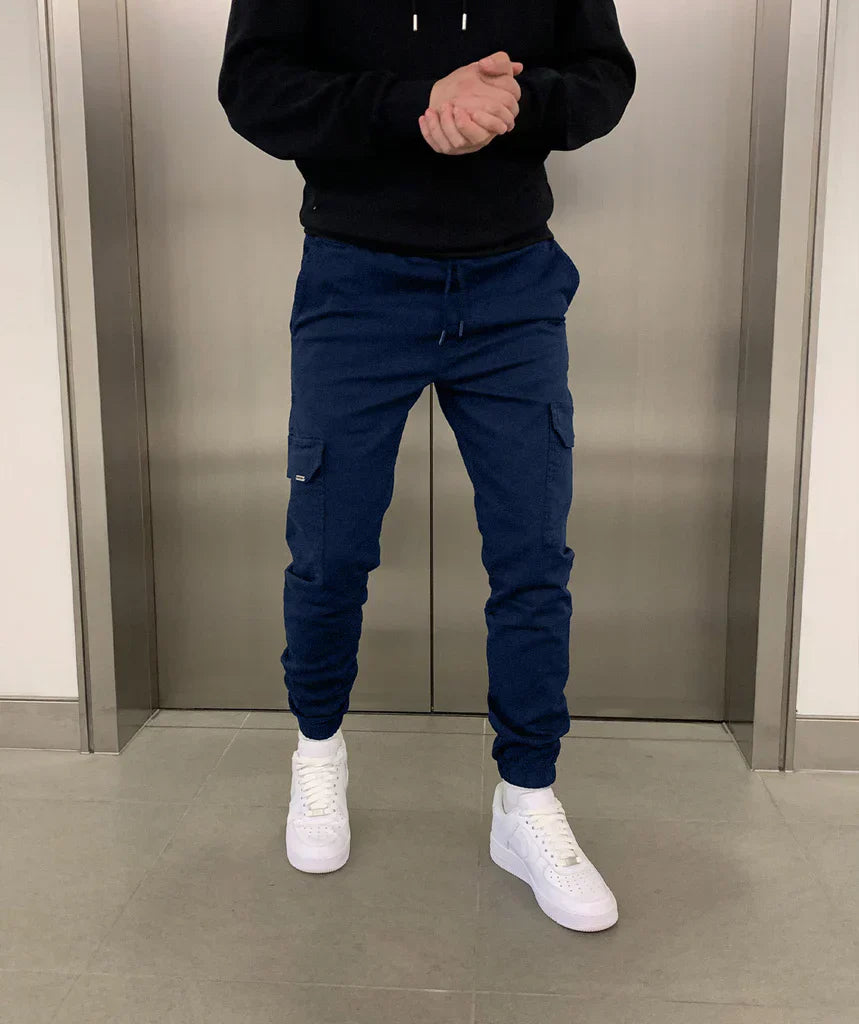 Pantalon cargo pour homme avec poches et jambes fuselées