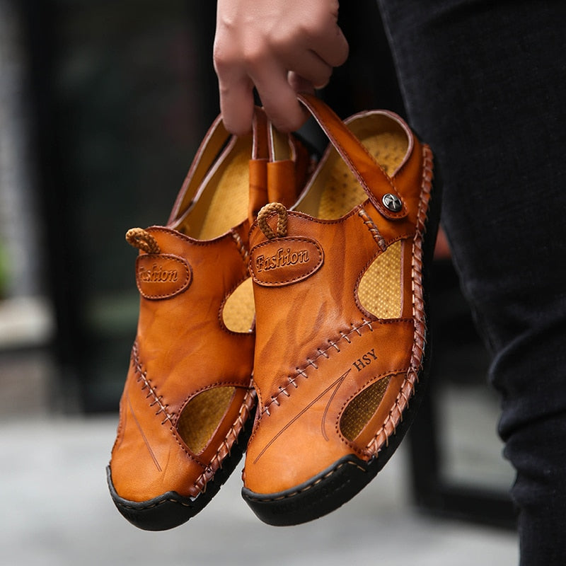 Men’s Closed-Toe Leather Sandals with Hook-and-Loop Fastening