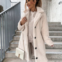 Dámska zimná bunda s golierom a gombíkmi | Teplá a elegantná
