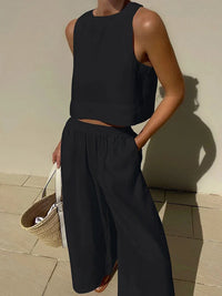 Completo da donna in lino con top e pantaloni ampi