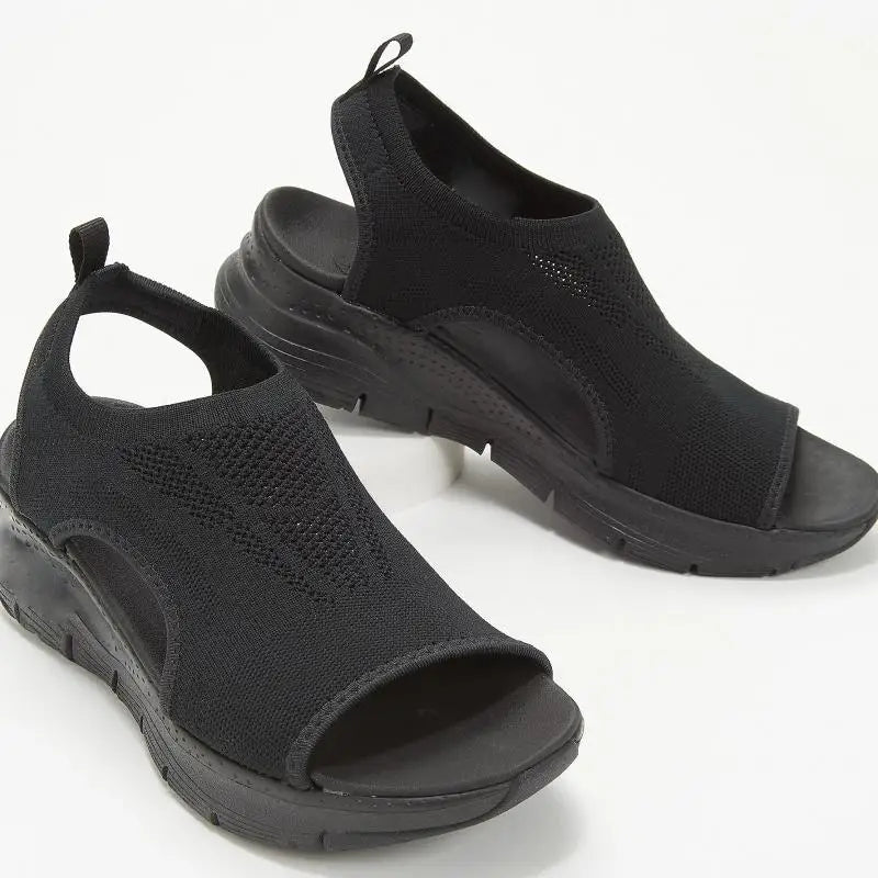 Sandales orthopédiques de sport pour femme à enfiler et ajourées