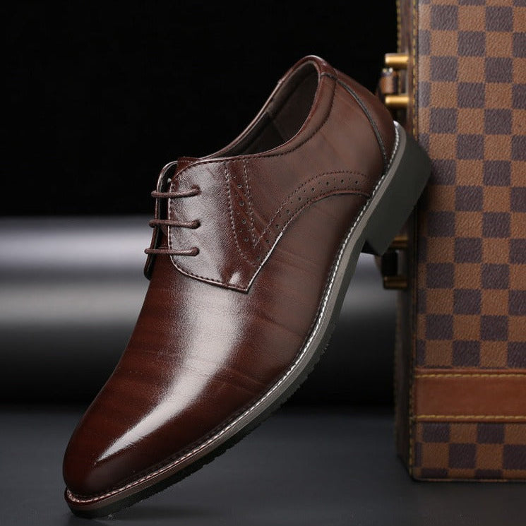 Scarpe eleganti leggere da uomo, stringate