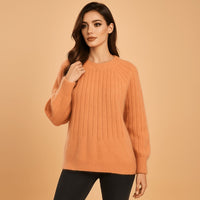 Miękki sweter damski z żeberkowanym karczkiem - Lynn Lifestyle