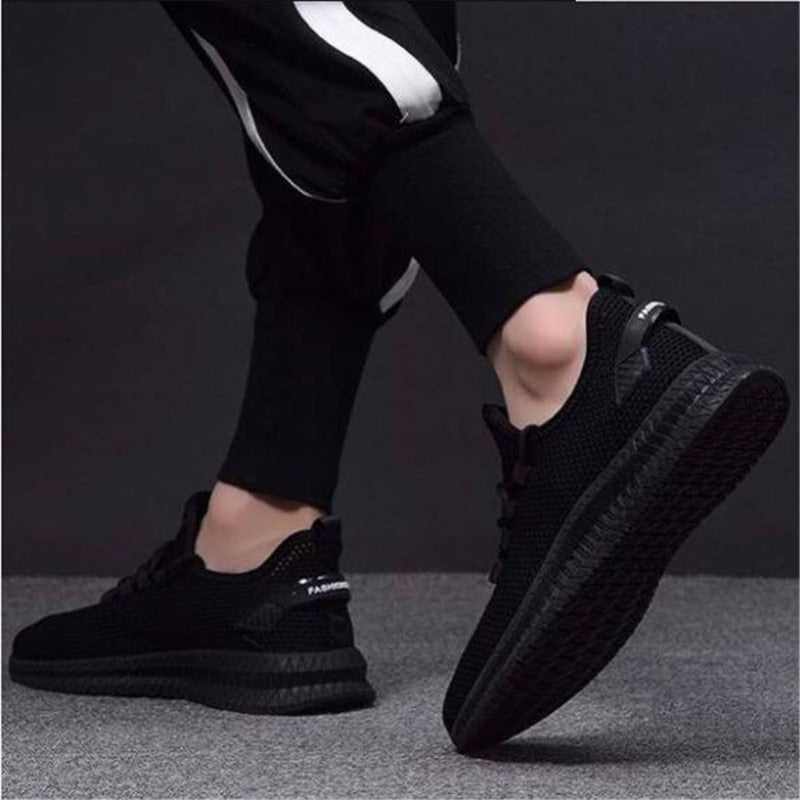 Sneakers sportive leggere in mesh