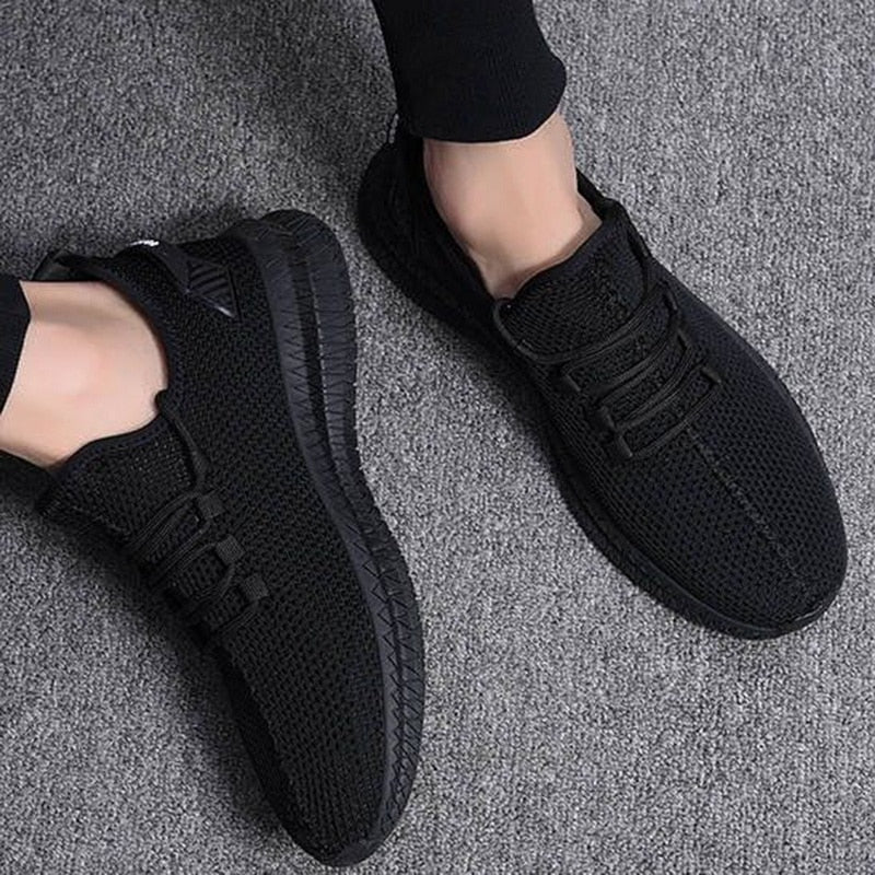 Sneakers sportive leggere in mesh