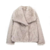 Puszysta kurtka futrzana damska z kołnierzem - Maren Angle