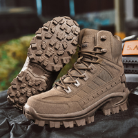 Scarpe da uomo alla caviglia con lacci