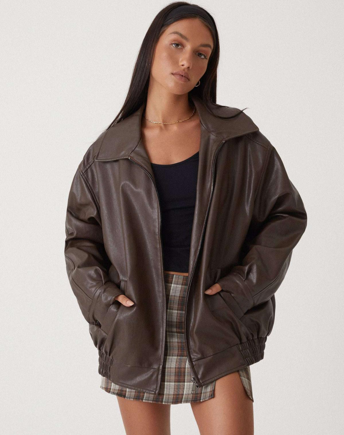 Oversize női bőrkabát cipzárral